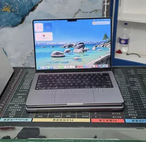 New Laptop Apple MacBook Pro 2021 M1 32GB Apple M1 Pro SSD 1T