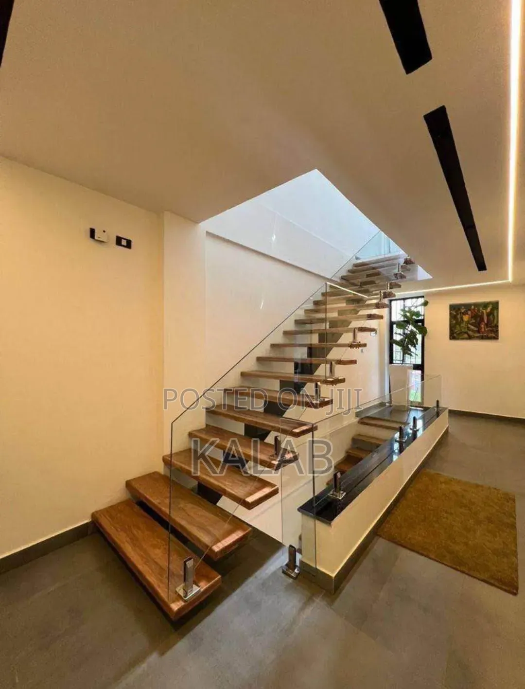Furnished 8bdrm House in Yeka for sale