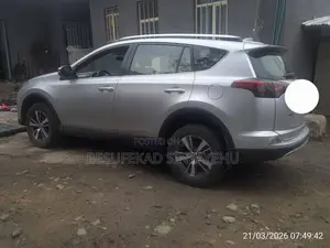 Toyota RAV4 2016 Silver