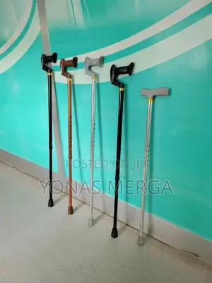 Cane for Injuries艦煞walking Cane束官helping Users Move Greater Confidence