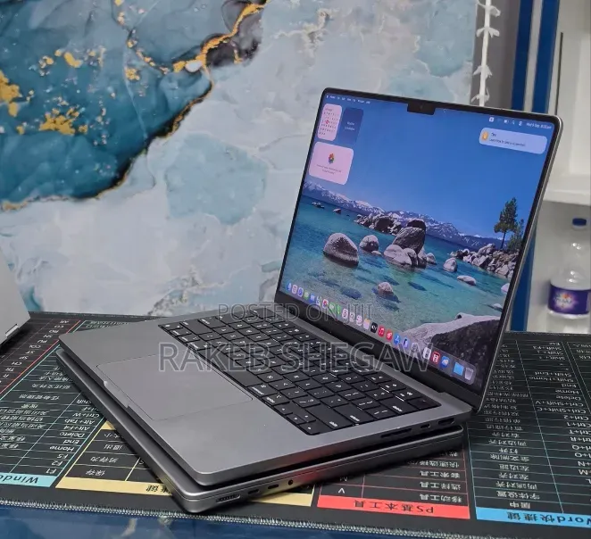 New Laptop Apple MacBook Pro 32GB Apple M1 SSD 1T