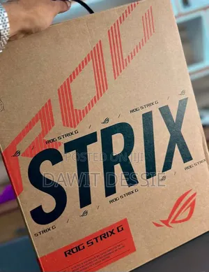 New Laptop Asus ROG Strix G16 16GB Intel Core i7 SSD 1T
