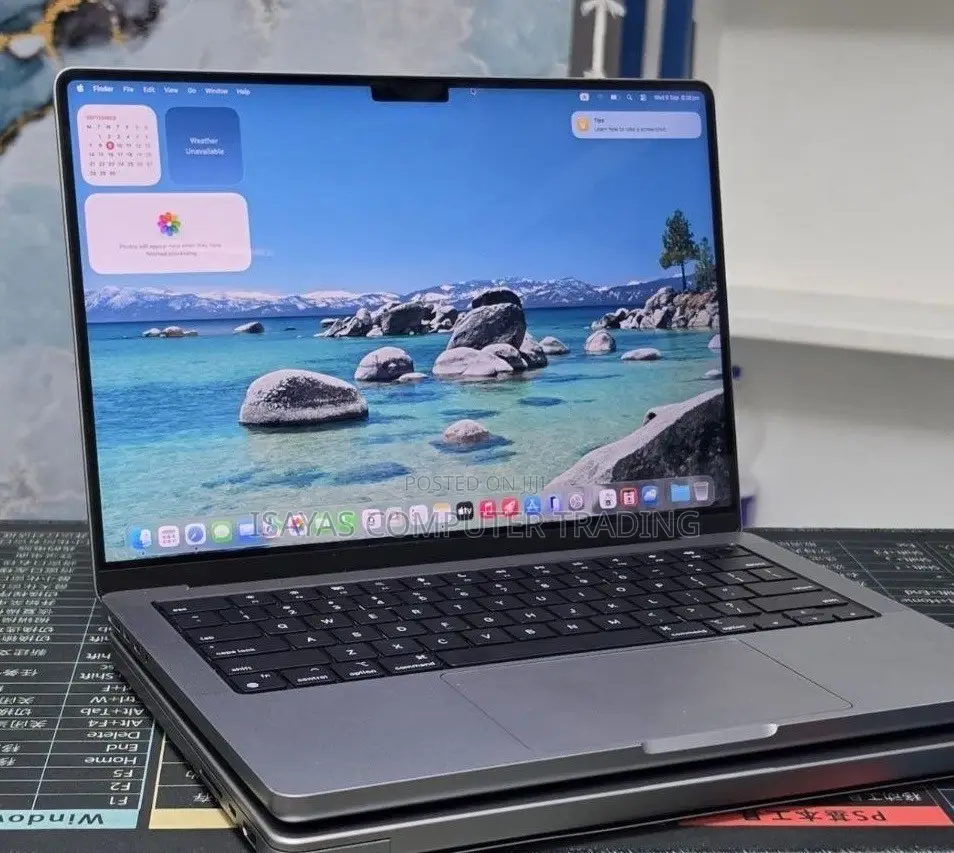 New Laptop Apple MacBook Pro 2021 M1 32GB Apple M1 Pro SSD 1T
