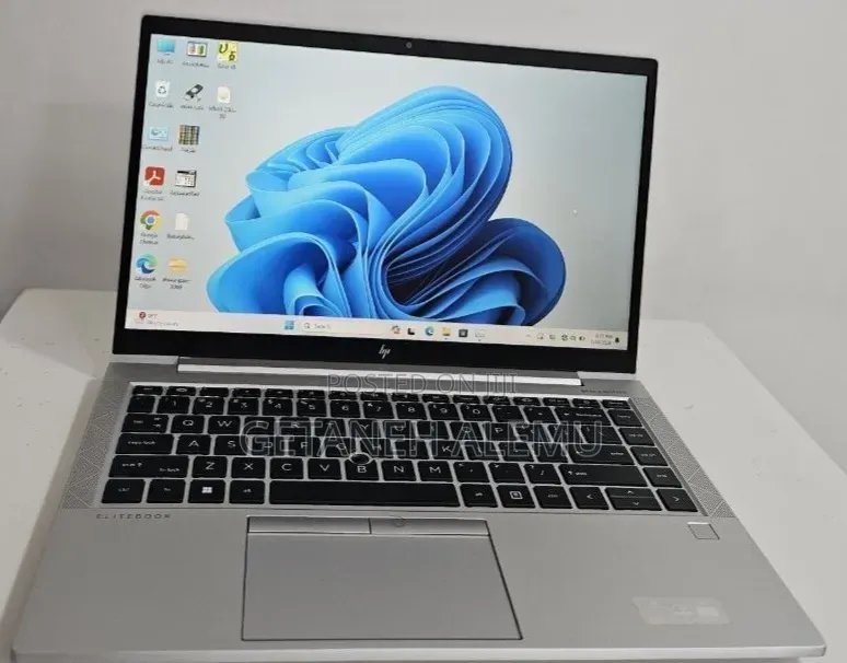 New Laptop HP EliteBook 840 16GB Intel Core i5 SSD 512GB