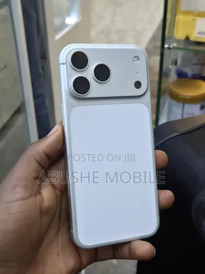 New Apple iPhone 17 Pro Max 256 GB Silver