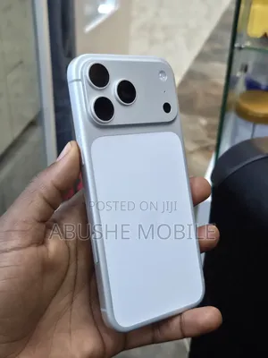 New Apple iPhone 17 Pro Max 256 GB Silver