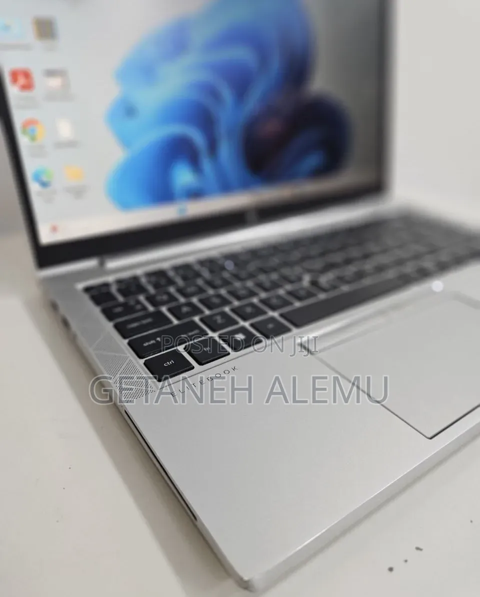 New Laptop HP EliteBook 840 G8 16GB Intel Core i7 SSD 512GB