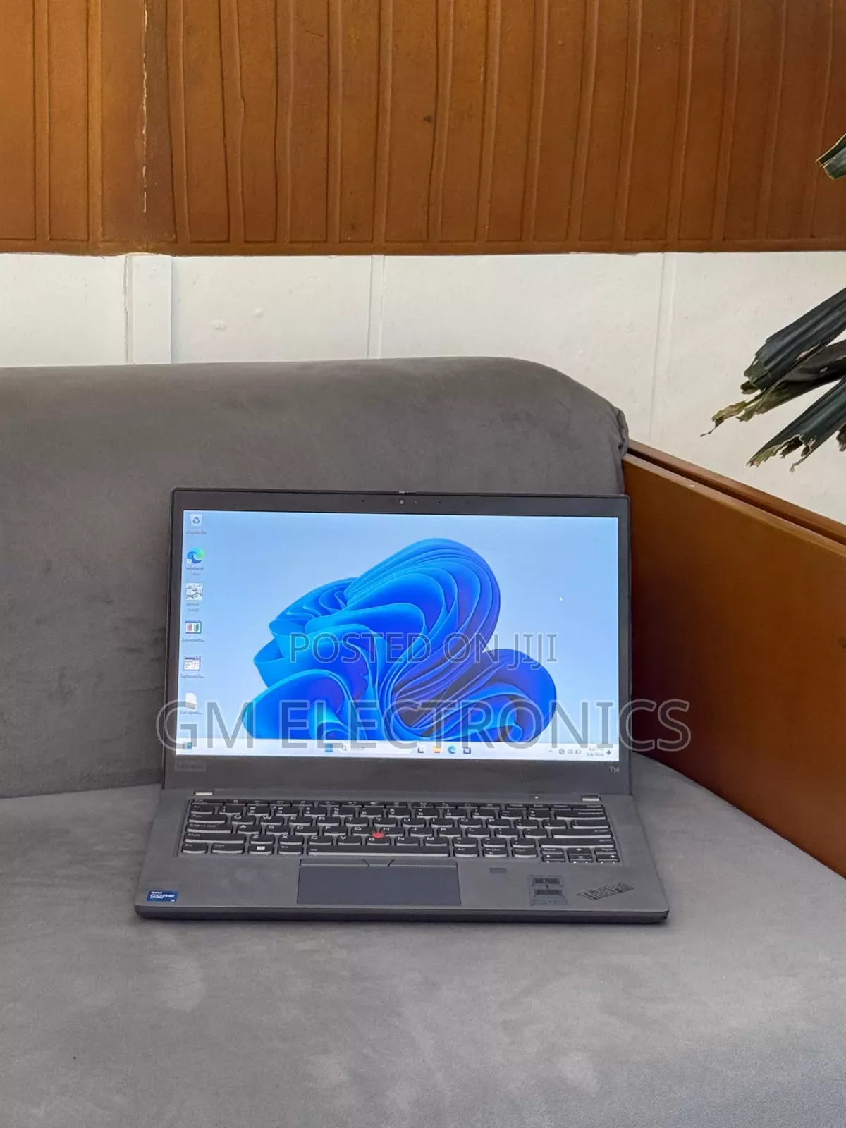 New Laptop Lenovo ThinkPad T14 16GB Intel Core i5 SSD 512GB