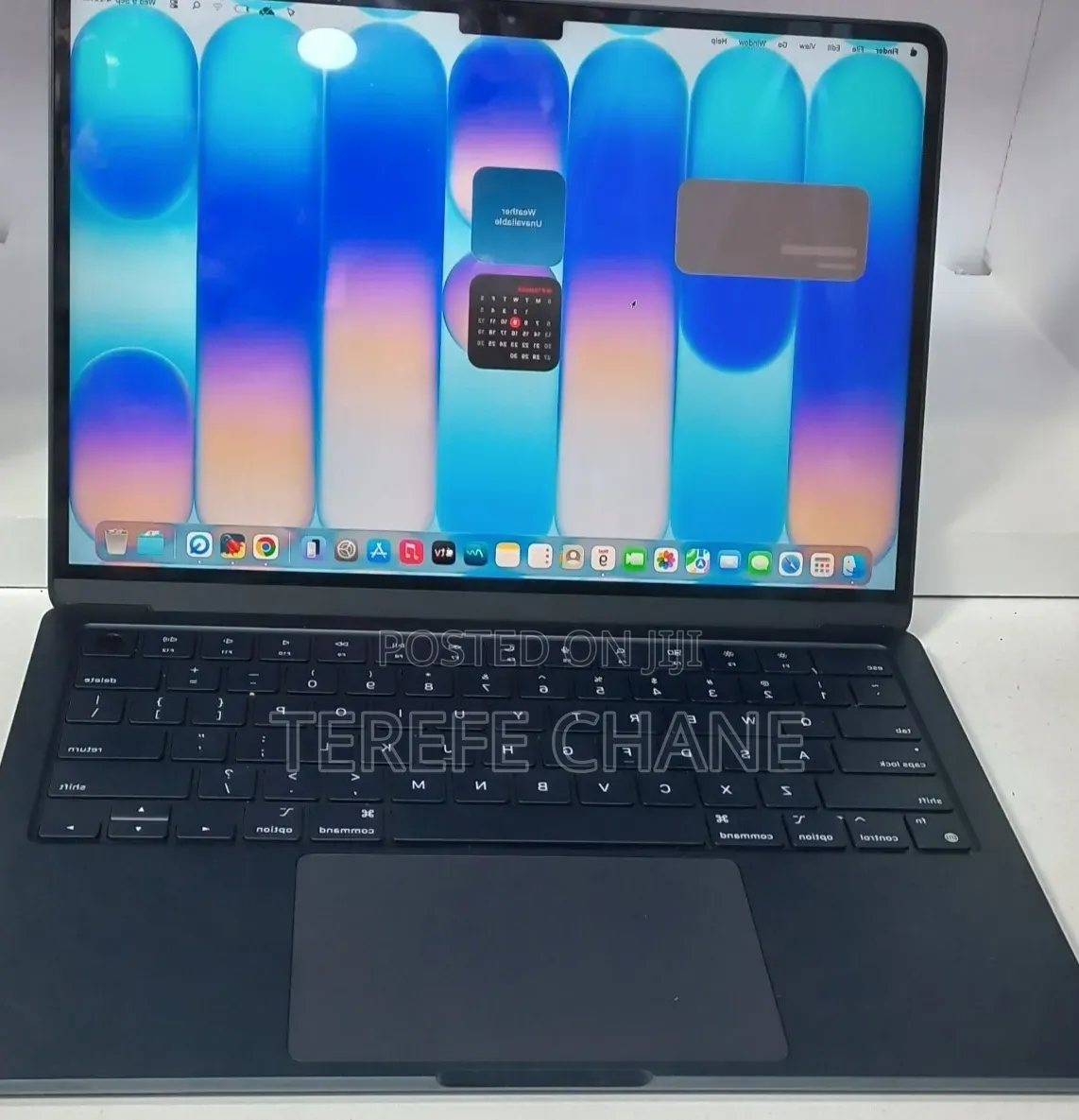 New Laptop Apple MacBook Air 2022 M2 8GB Apple M2 SSD 256GB