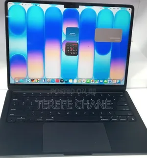 New Laptop Apple MacBook Air 2022 M2 8GB Apple M2 SSD 256GB