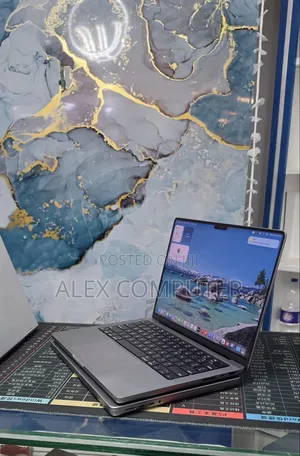 New Laptop Apple MacBook Pro 2023 M2 32GB Apple M1 Pro SSD 1T