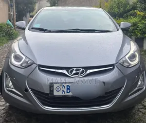 Hyundai Avante 2015 Silver