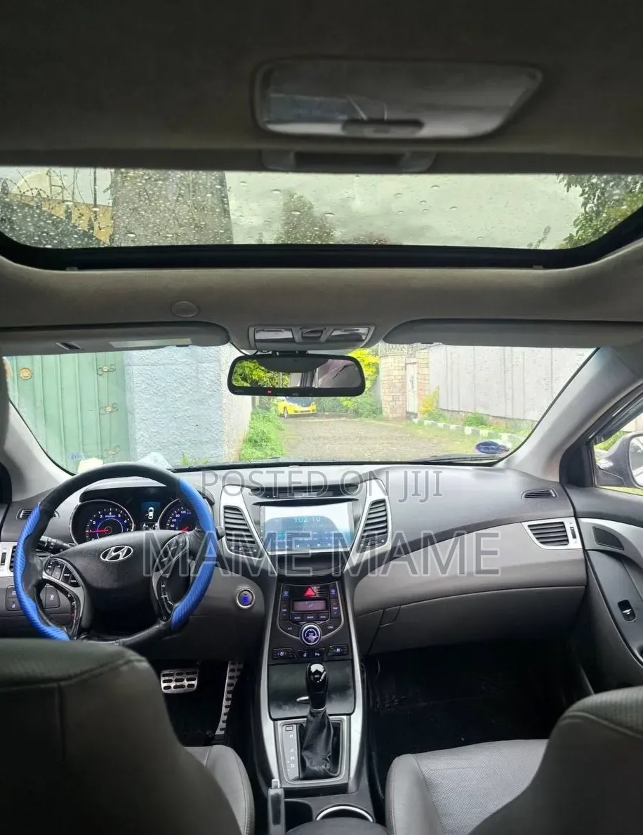 Hyundai Avante 2015 Silver