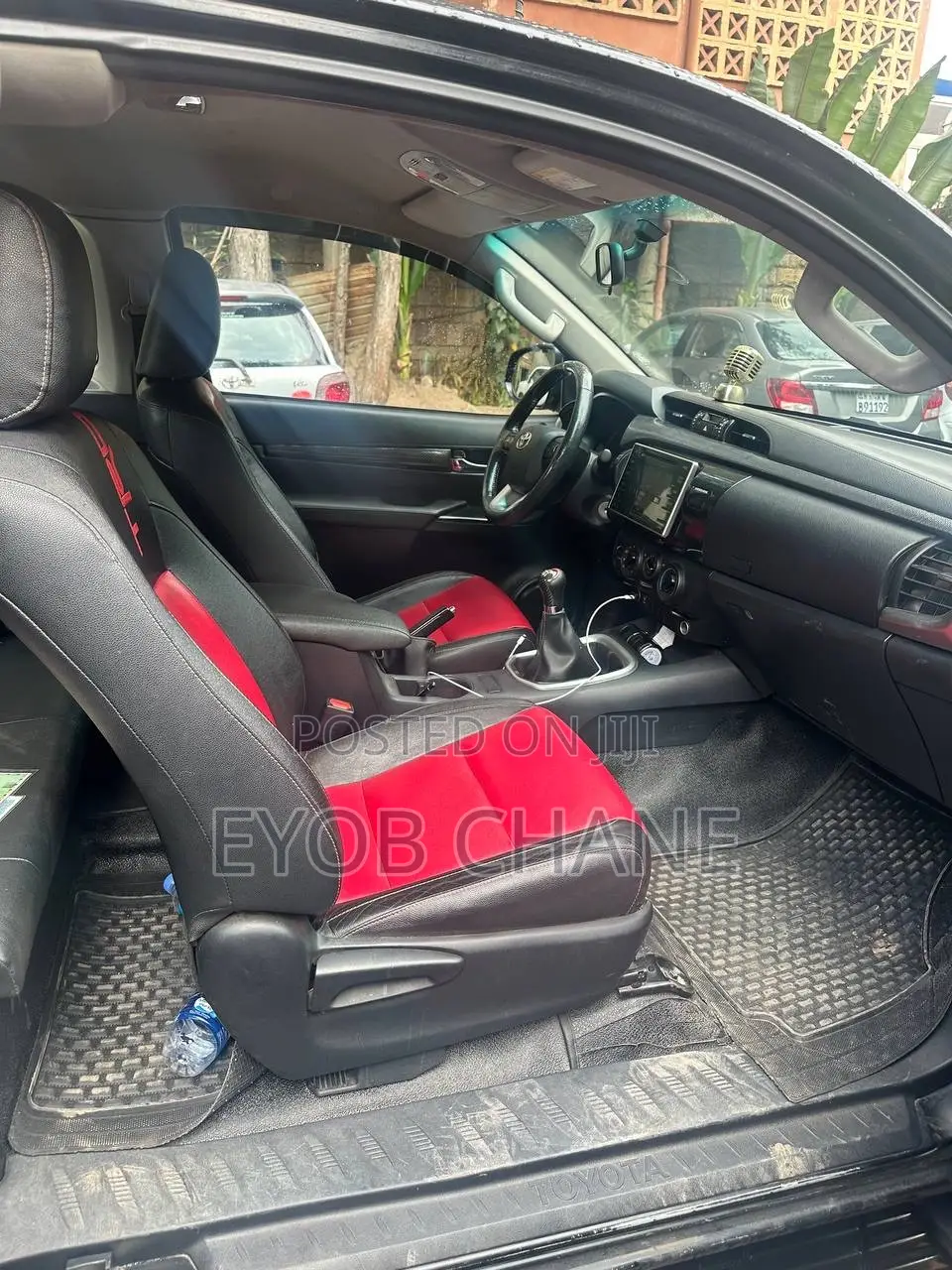 Toyota Hilux 2017 Black