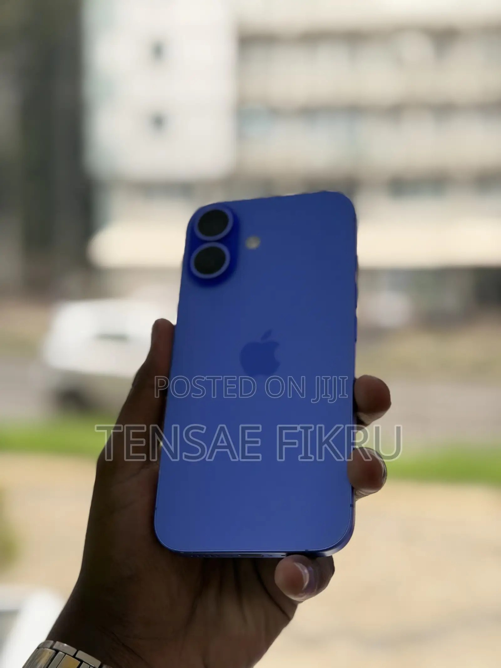 New Apple iPhone 16 128 GB Blue