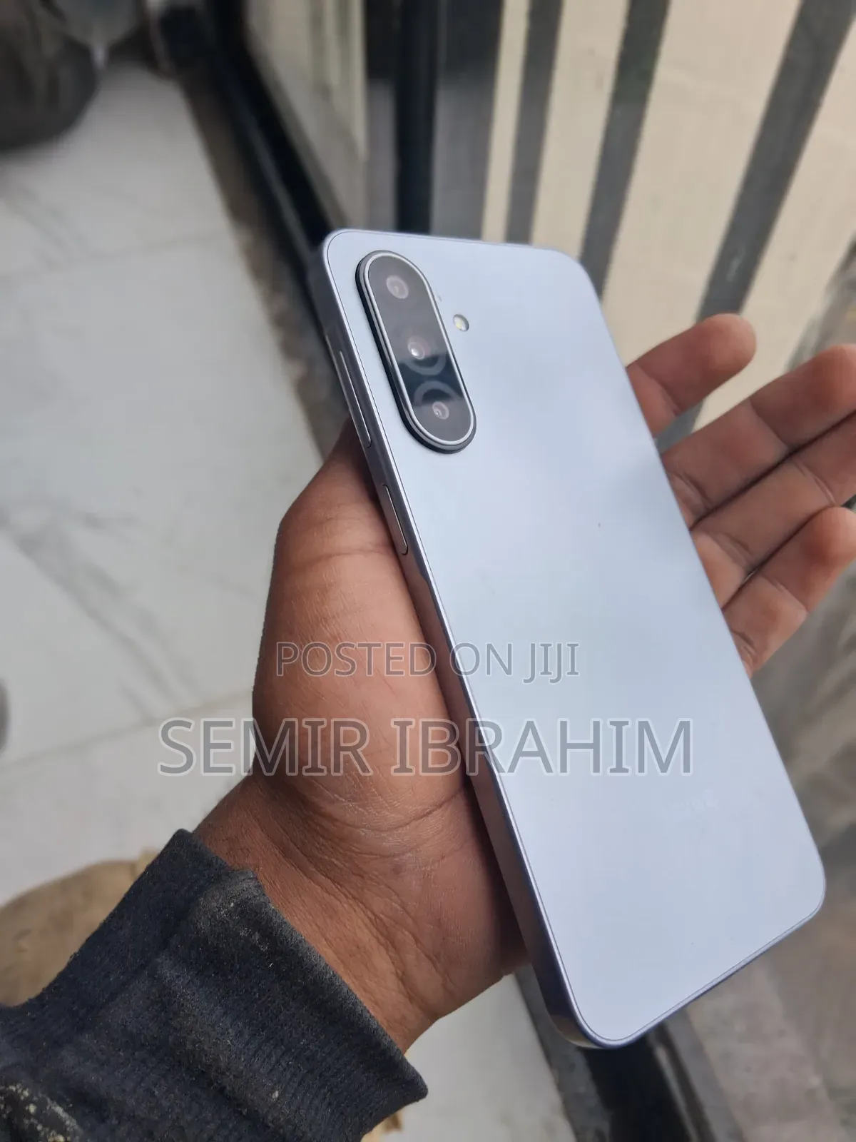 New Samsung Galaxy A17 5G 256 GB Gray