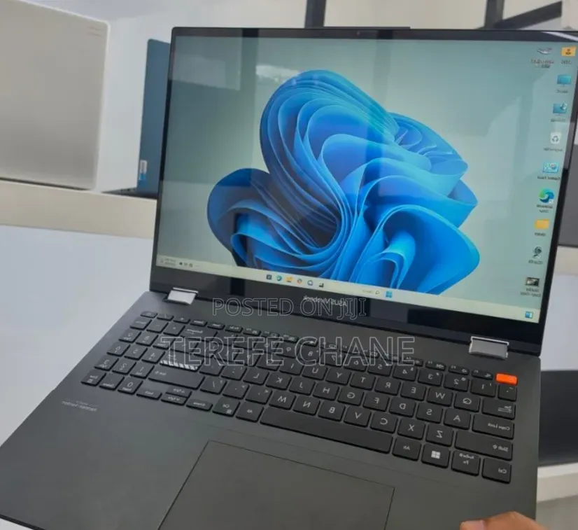 New Laptop Asus Vivobook 15 16GB Intel Core i7 SSD 512GB