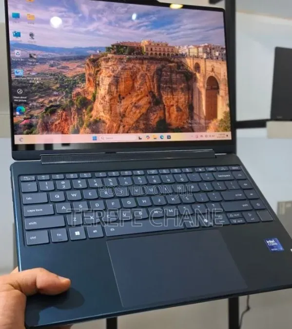 New Laptop Lenovo Yoga 9 16GB Intel Core Ultra 7 SSD 1T