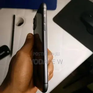 New Apple iPhone 11 128 GB Black