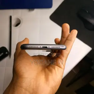 New Apple iPhone 11 128 GB Black