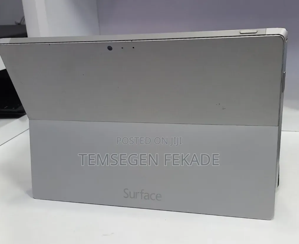 New Laptop Microsoft Surface Pro 3 8GB Intel Core i7 SSD 256GB