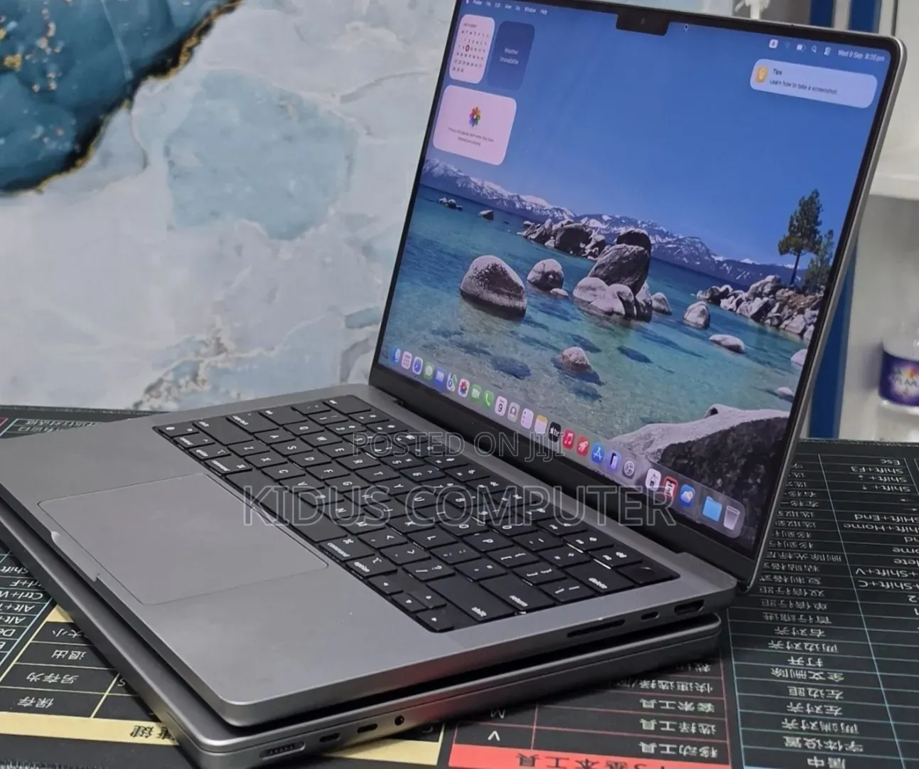 New Laptop Apple MacBook Pro 2020 M1 32GB Apple M1 SSD 1T
