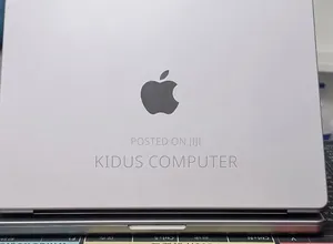 New Laptop Apple MacBook Pro 2020 M1 32GB Apple M1 SSD 1T
