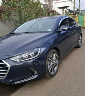 Hyundai Avante 2017 Gray