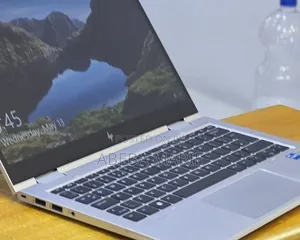 New Laptop HP EliteBook 830 G8 16GB Intel Core i5 SSD 512GB