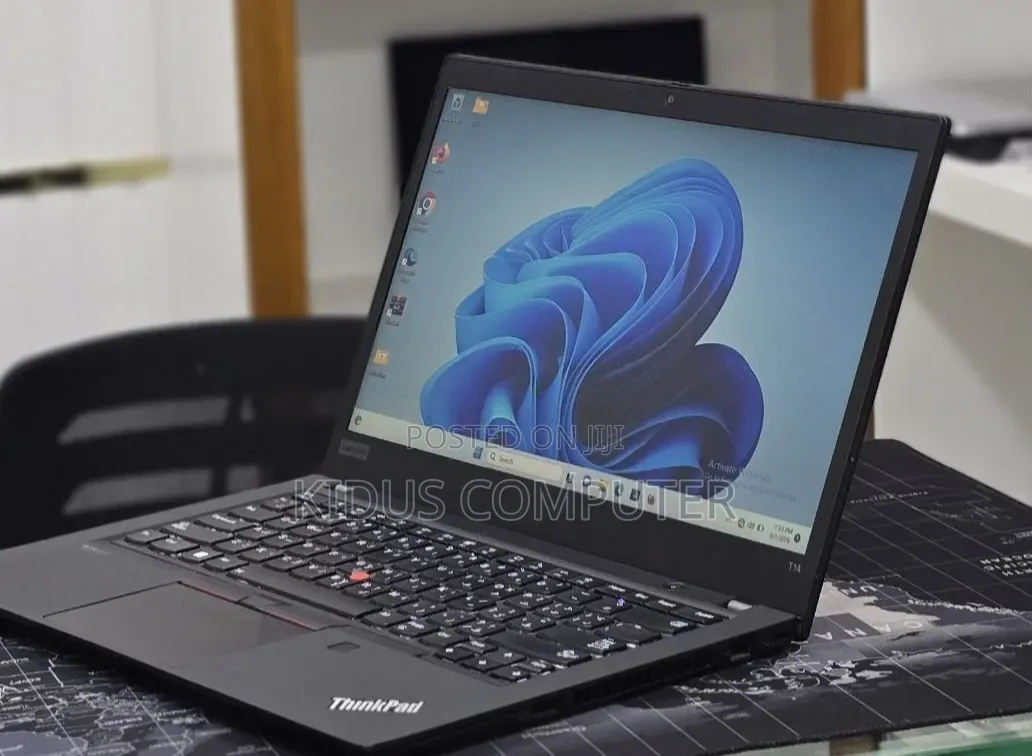 New Laptop Lenovo ThinkPad T14 16GB Intel Core i7 SSD 512GB
