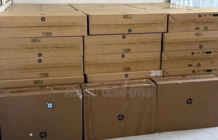 New Laptop HP 8GB Intel Core i5 SSD 512GB