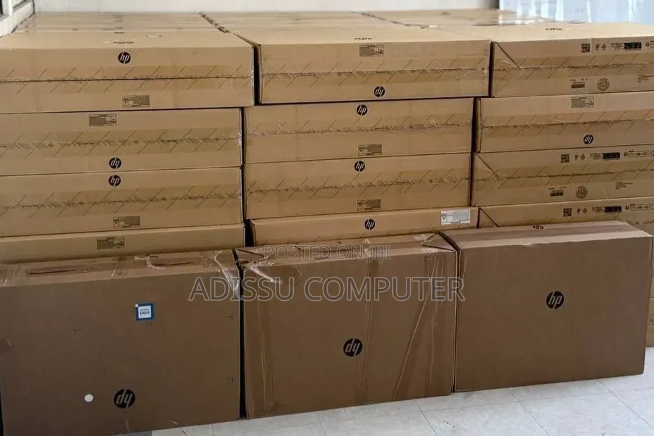 New Laptop HP 8GB Intel Core i5 SSD 512GB