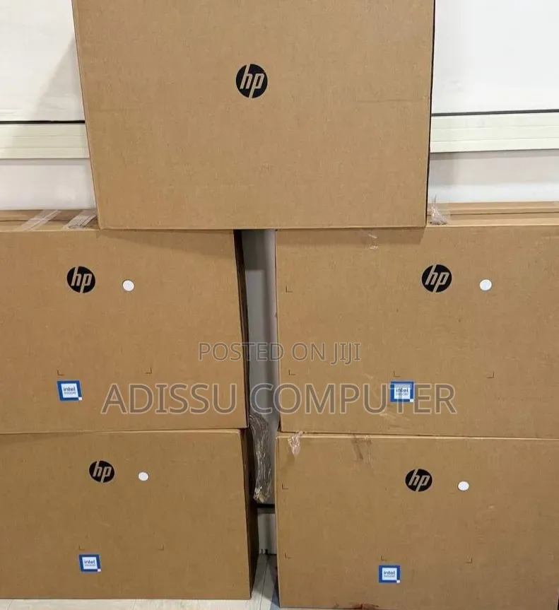 New Laptop HP 8GB Intel Core i5 SSD 512GB