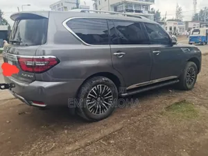 Nissan Patrol 2023 Gray