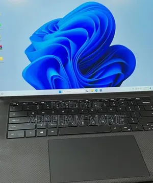 New Laptop Dell XPS 15 16GB Intel Core i7 SSD 512GB