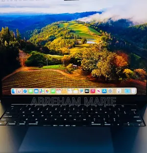 New Laptop Apple MacBook Air 2024 M3 16GB Intel Core M3 SSD 512GB