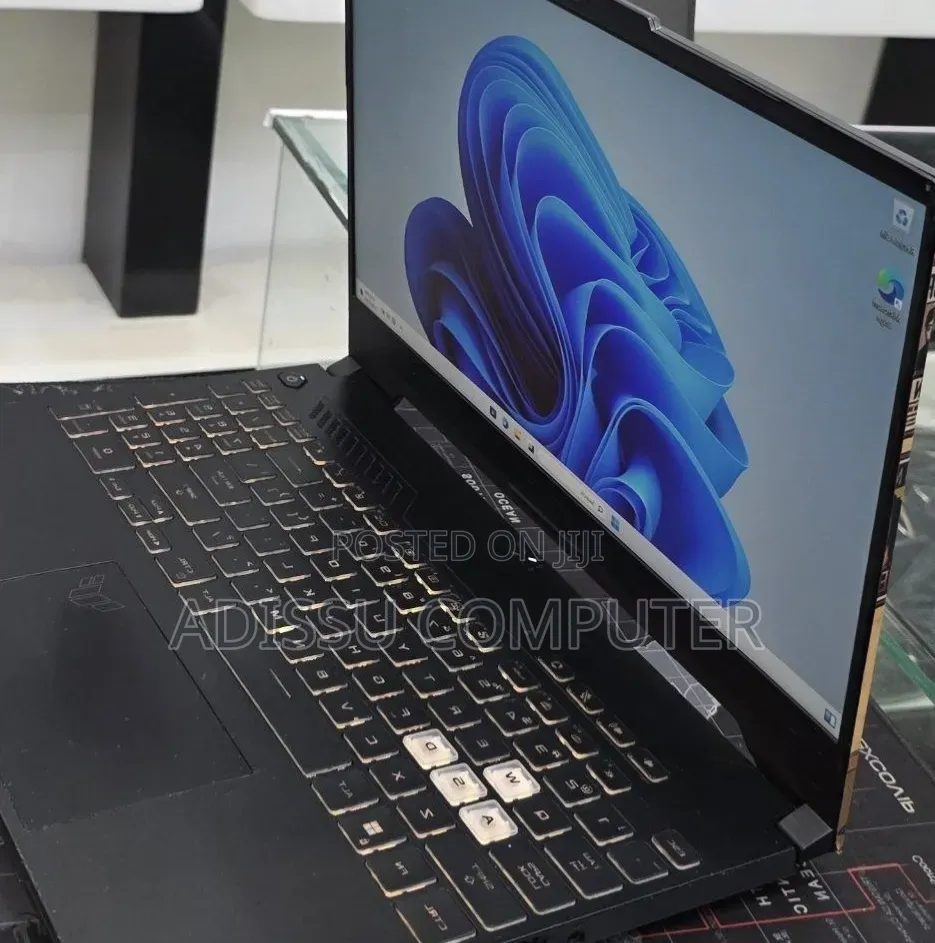 New Laptop Asus ROG Strix G15 16GB Intel Core i7 SSD 512GB