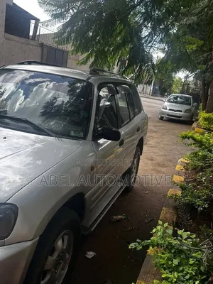 Toyota RAV4 1997 Silver