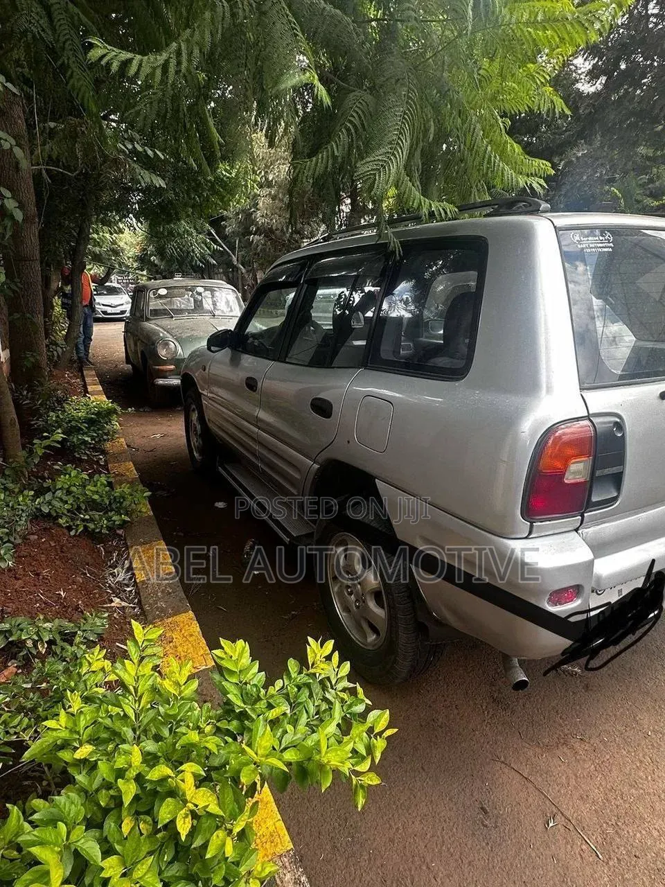 Toyota RAV4 1997 Silver