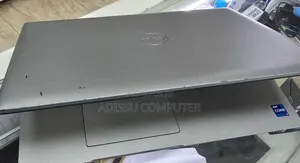 New Laptop Dell Precision 3560 16GB Intel Core i7 SSD 512GB