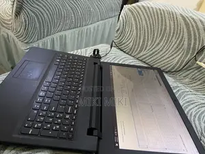 Laptop Lenovo IdeaPad 1 4GB Intel Core i3 HDD 500GB