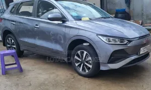 BYD E2 43 kWh 94 hp FWD 2025 Gray