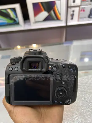 Canon 90d Camera