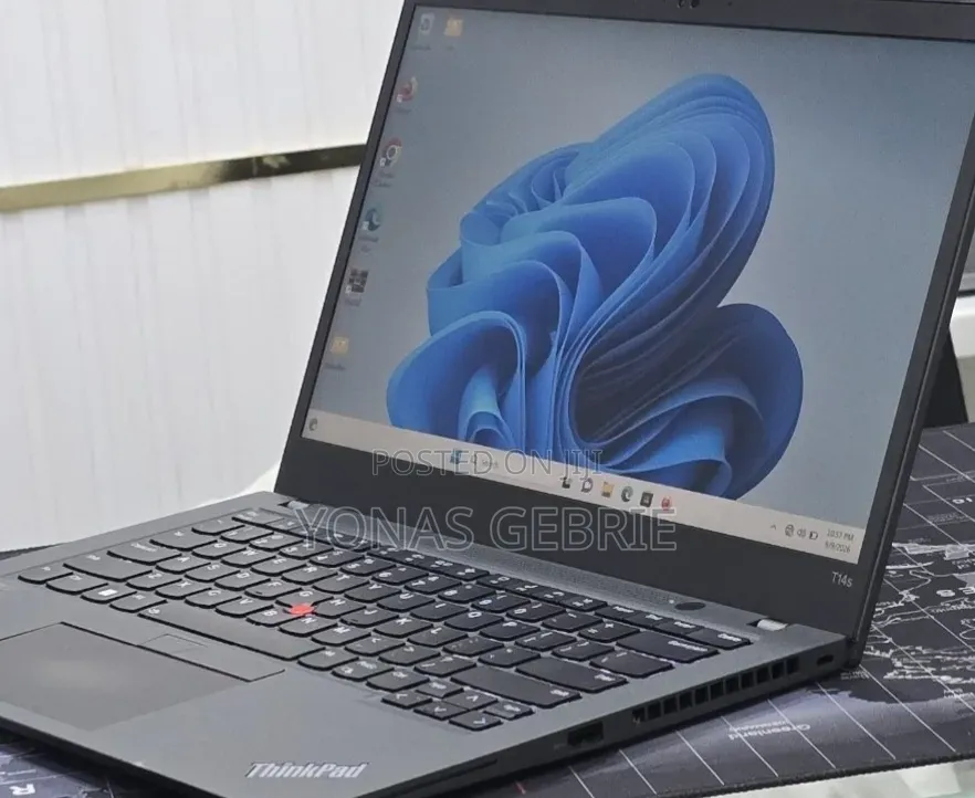 New Laptop Lenovo ThinkPad T14 32GB Intel Core i7 SSD 512GB