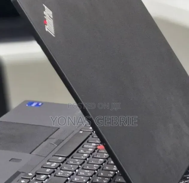 New Laptop Lenovo ThinkPad T14 16GB Intel Core i7 SSD 512GB