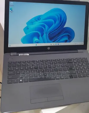 New Laptop HP Stream Notebook 8GB Intel Core i5 SSD 256GB
