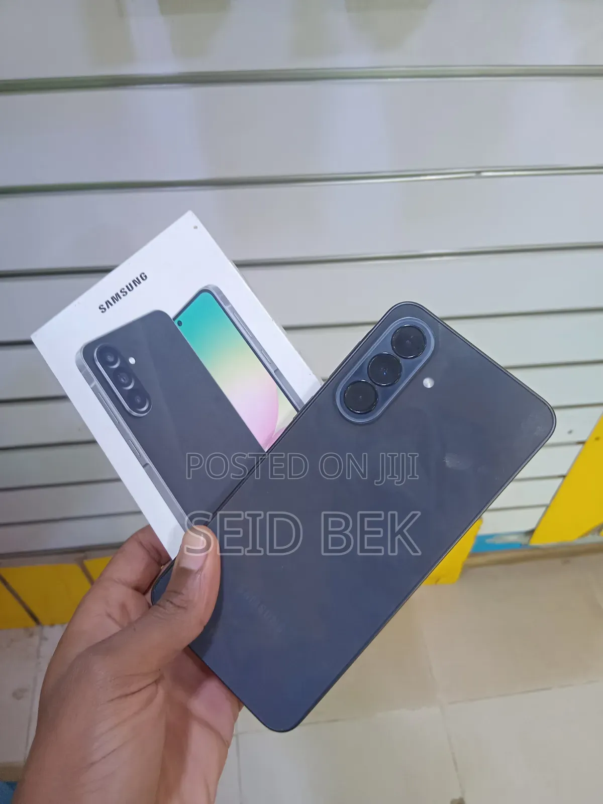New Samsung Galaxy A37 128 GB Black