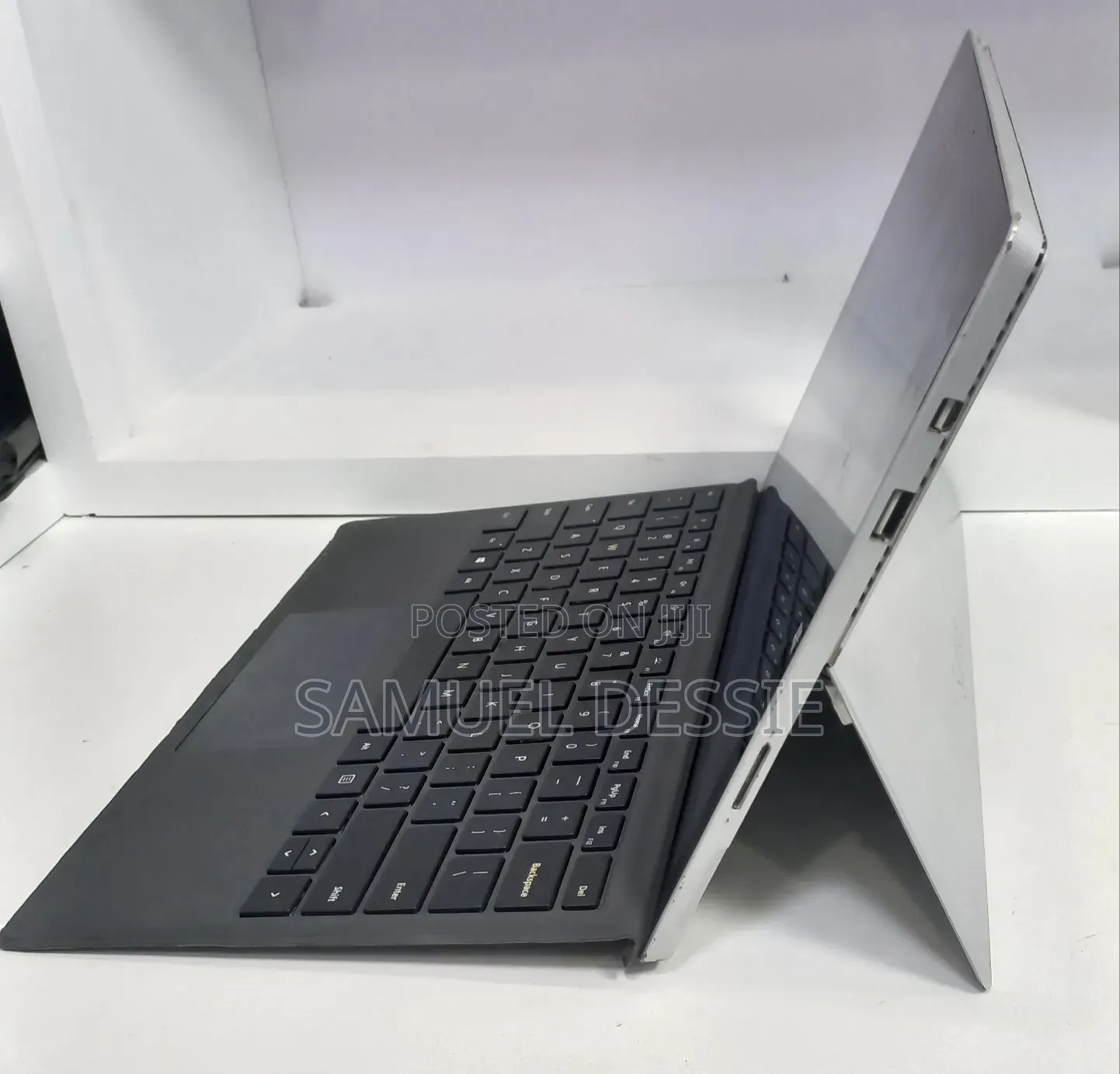 New Laptop Microsoft Surface Pro 3 8GB Intel Core i7 SSD 256GB