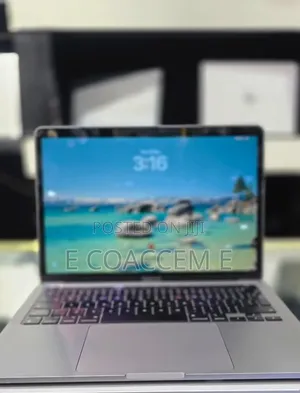New Laptop Apple MacBook 16GB SSD 1T