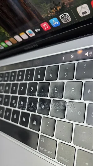 New Laptop Apple MacBook Air 2019 8GB Intel Core i5 SSD 128GB